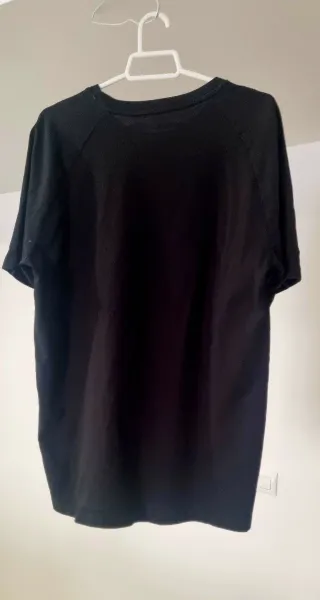 Camiseta Puma Negra Logo Verde