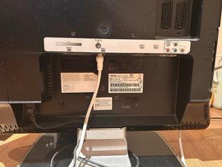 Televisor Philips con Mando