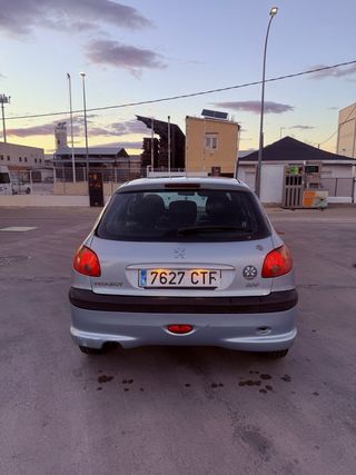 Peugeot 206 2004