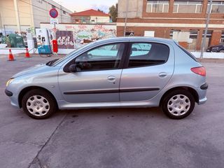 Peugeot 206 2004