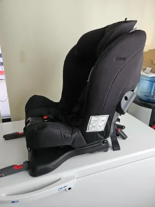 Silla de coche negra