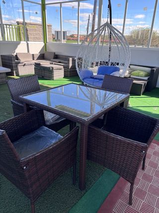 SPEDIZIONE GRATUITA!! Tavolo da giardino + 4 sedie in rattan