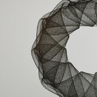 Lámina Corona Negra 50x70 - Drawing Machine