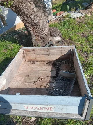 Remolque para motocultor de madera y hierro