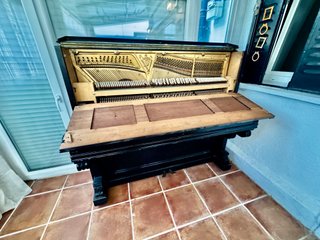 Pianos de la marca Vidal Barcelona,Pianos antiguos