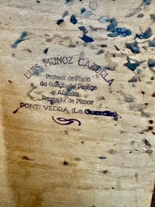 Pianos de la marca Vidal Barcelona,Pianos antiguos