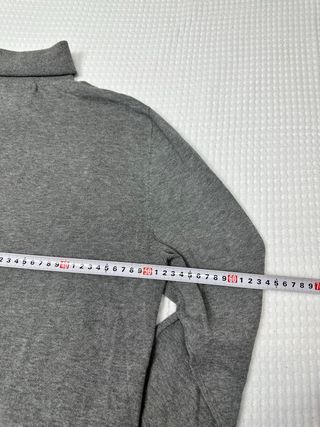 Jersey H&M Cuello Alto Gris