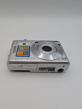Sony Cyber-shot DSC-W30 Plata