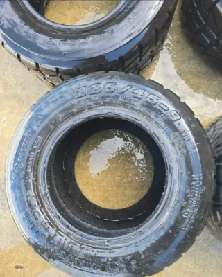 Neumáticos de asfalto