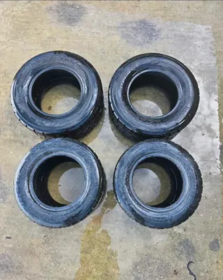 Neumáticos de asfalto