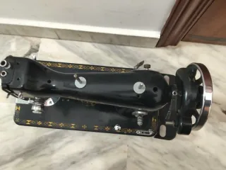 Máquina de coser antigua SIGMA