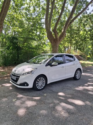 Peugeot 208 2018