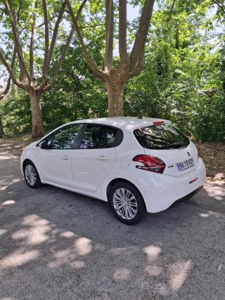 Peugeot 208 2018