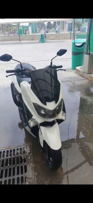 Yamaha NMAX 125 Scooter Automática Blanca