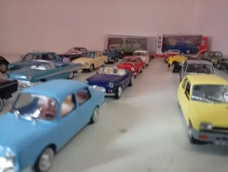 Colección coches miniatura acero hacepto cambio