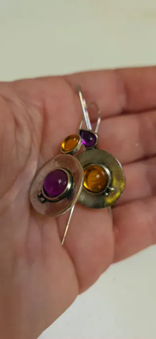 Pendientes Diseño Asimétrico Morado y Amarillo
