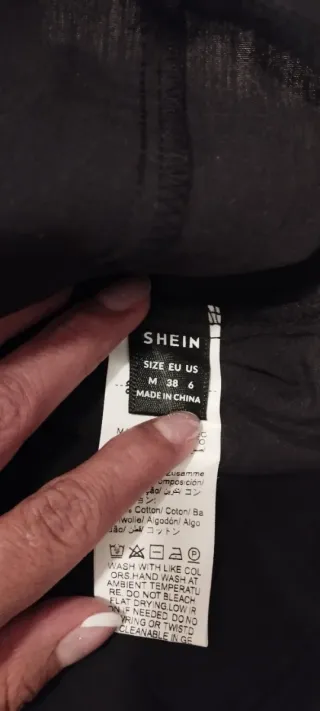 Crop top Shein negro talla M