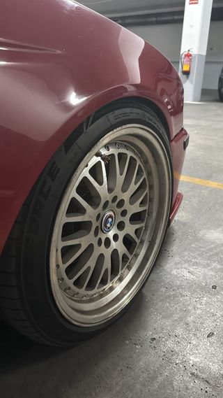 Japan Racing JR10 Llantas