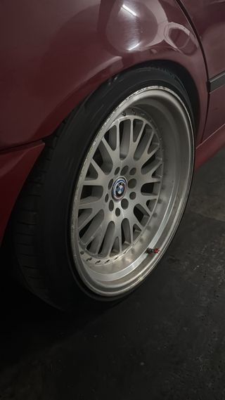 Japan Racing JR10 Llantas