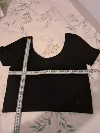 Camiseta negra deportiva talla S