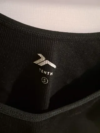 Camiseta negra deportiva talla S