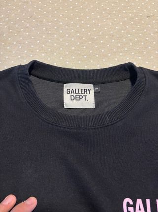 Sudadera Gallery Dept. Hollywood CA