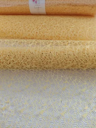 Due rotoli nastro rete giallo