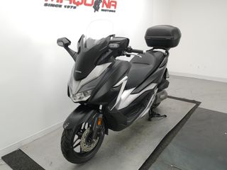HONDA FORZA 300 2021 19919 kms.