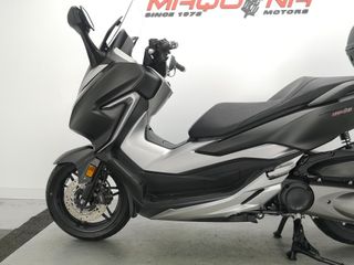 HONDA FORZA 300 2021 19919 kms.