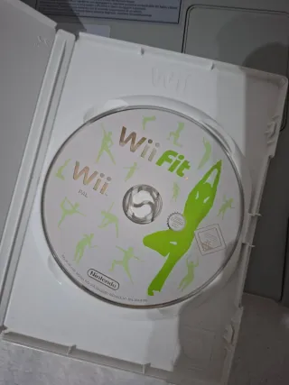 Tabla Wii Balance Board + Juego Wii Fit