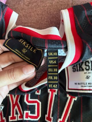 Conjunto SikSilk Top y Shorts Rayas