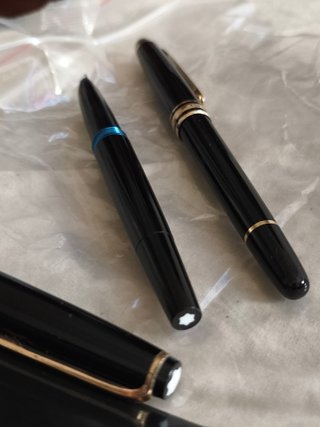 Elegante astuccio con 2 penne Montblanc
