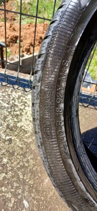 Neumáticos 225/40R18 M+S
