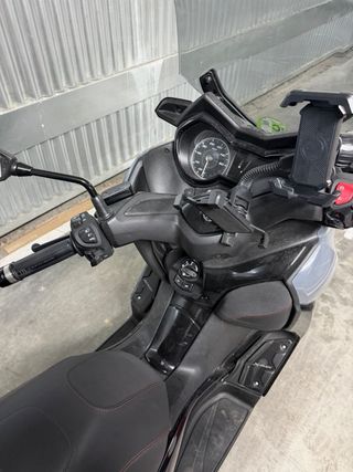 Yamaha XMAX 125 Tech MAX 7500 km