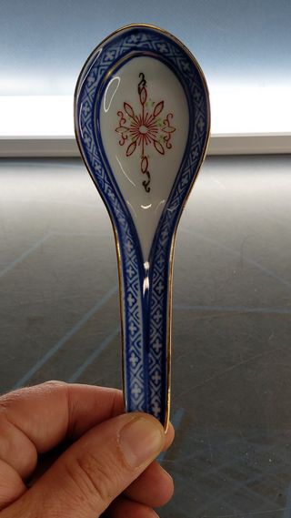 Cucharas de porcelana china.