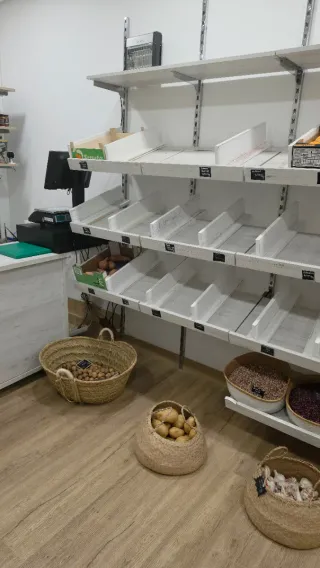 Muebles Frutería Estanterías y Cestas