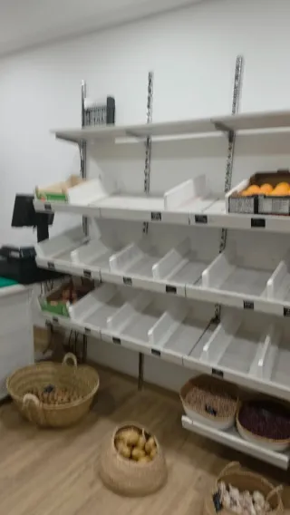 Muebles Frutería Estanterías y Cestas