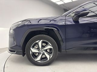 Toyota Rav4 2.5l PLUG-IN 300PH (e-CVT) Advance
