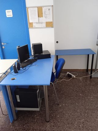 Mesa Escritorio Aula/Oficina Blanca y Azul