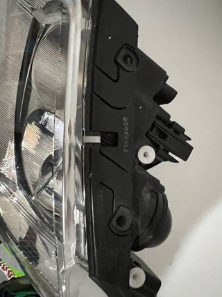 Foco Derecho Volkswagen Passat