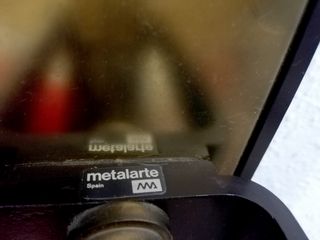 Aplique Metalarte 70s Metal Negro/Dorado