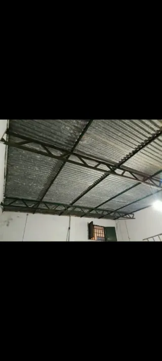 Chapa galvanizada y caballetes 125 metros