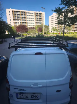 Alquiler Ford Transit Courier 2018