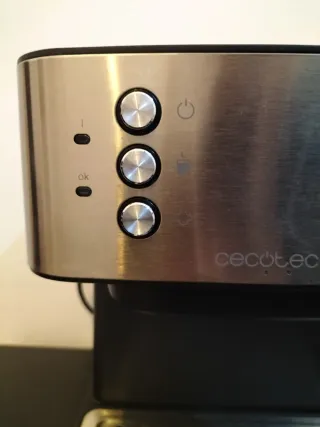 Cafetera Cecotec de casquillos dos medidas