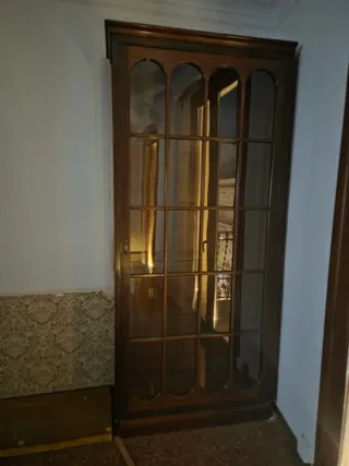 Vitrina madera y cristal 70 años madera calidad