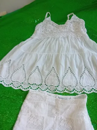 Conjunto blanco top y pantalón corto talla 36