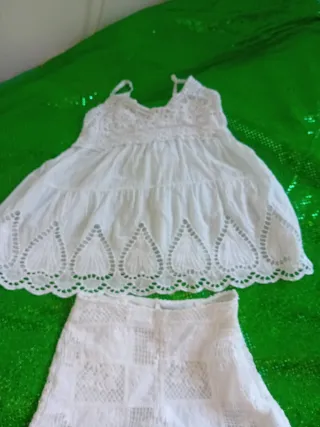 Conjunto blanco top y pantalón corto talla 36