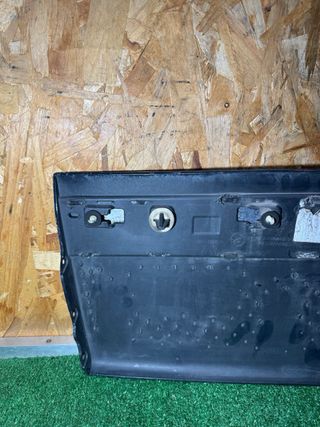 Moldura Puerta Trasera Derecha Range Rover Velar