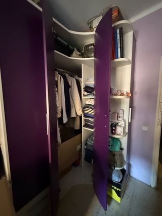 Mueble juvenil modular morado y blanco