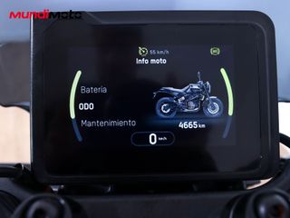 HUSQVARNA SVARTPILEN 125 ABS